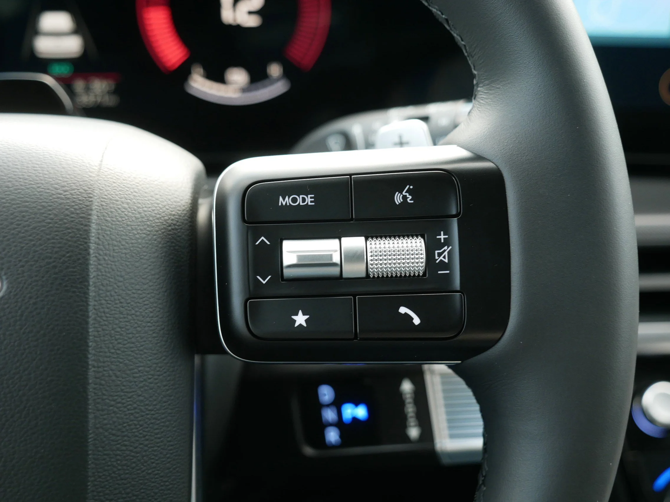 2026 Hyundai Santa Fe SEL - Photo 30
