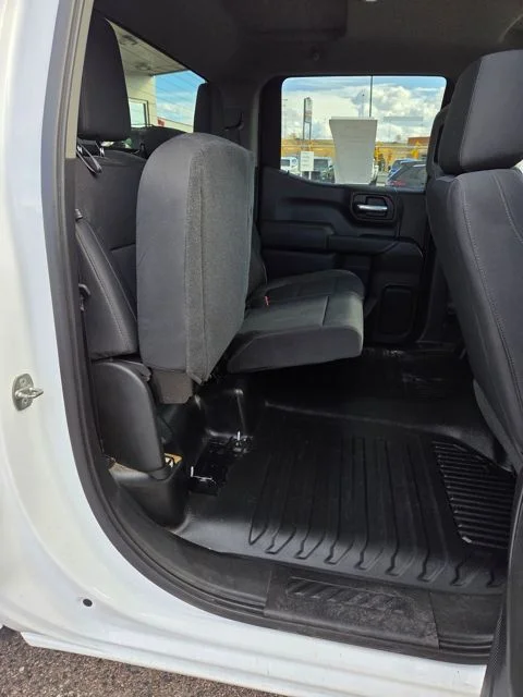 Used 2019 Summit White Chevrolet WT image 13