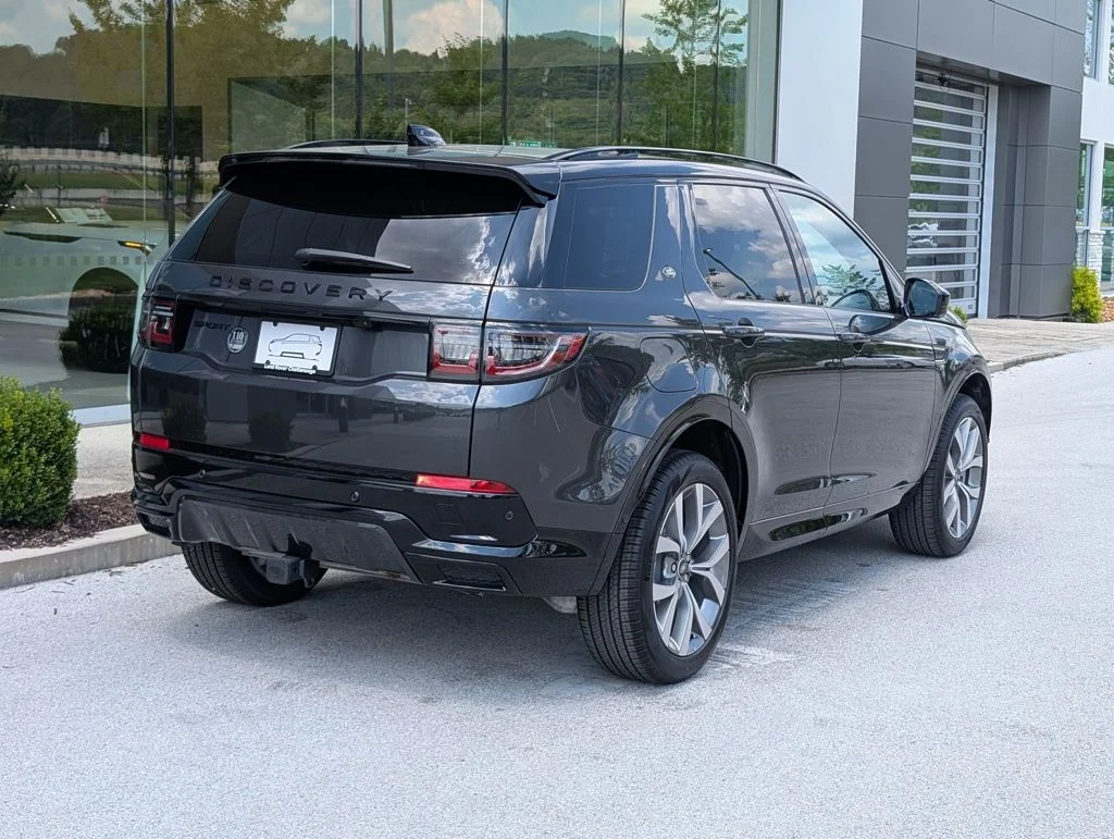 New 2026 Carpathian Grey Land Rover Landmark image 7