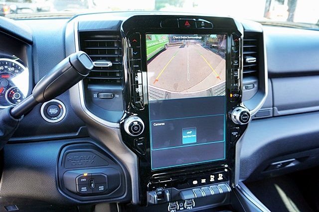 New 2026 Bright White Clear-Coat Exterior Paint RAM Big Horn image 32