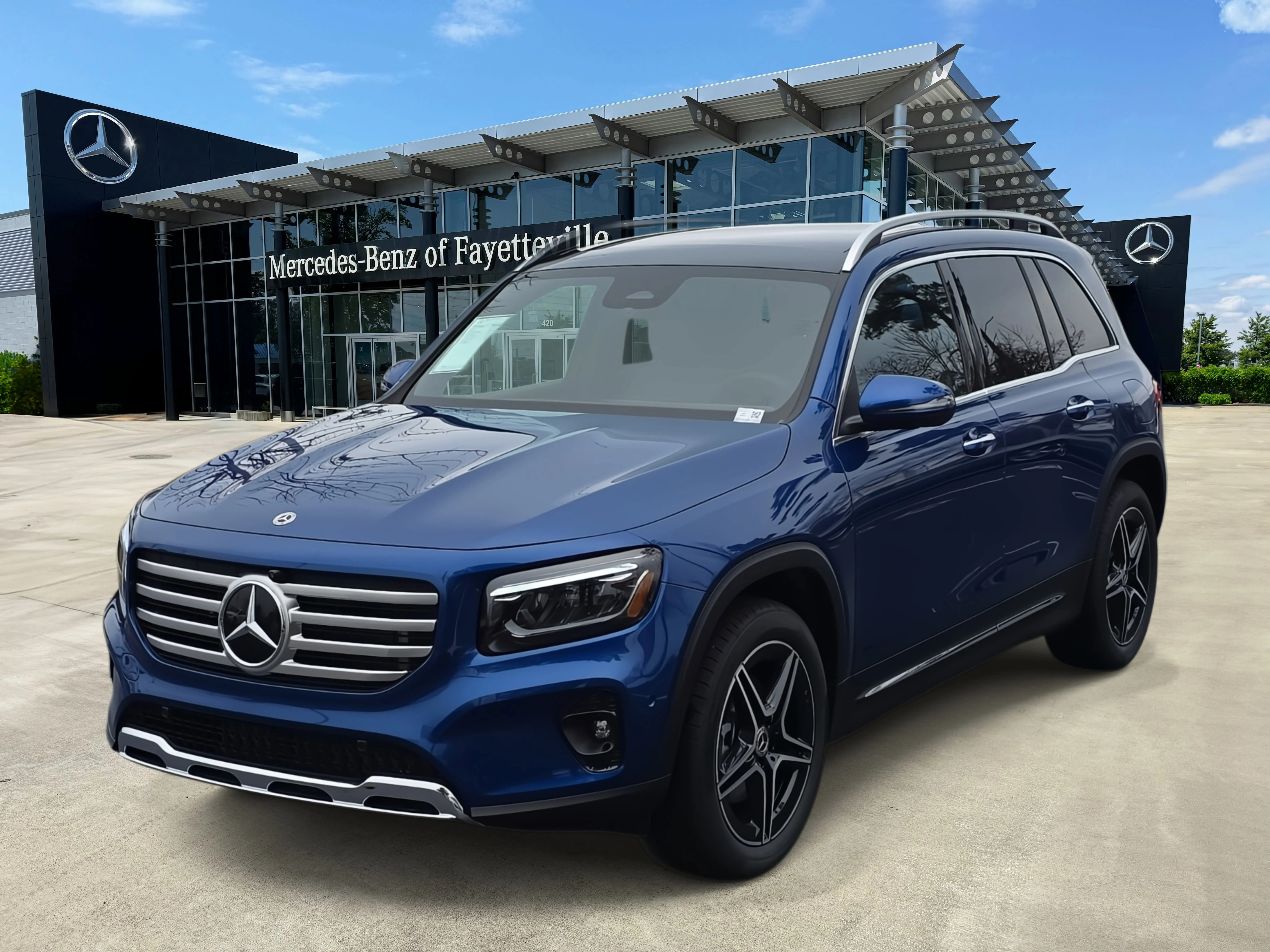 2026 Mercedes-Benz GLB GLB 250's photo