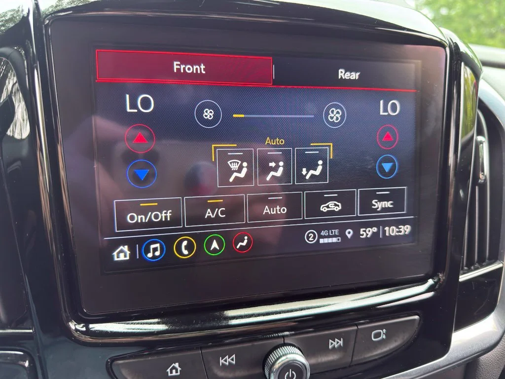 Used 2023 Red Chevrolet RS image 46