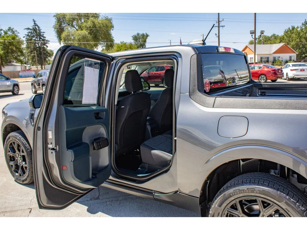 Used 2025 Carbonized Gray Metallic Ford XLT image 13