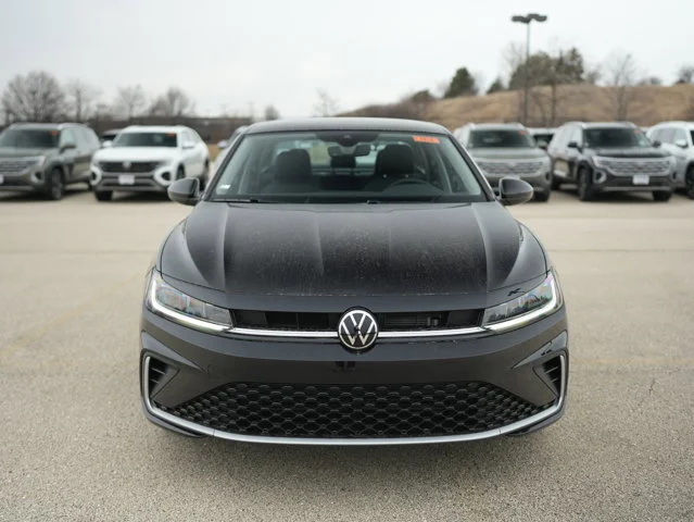 New 2026 Deep Black Pearl Volkswagen 1.5T SE image 3