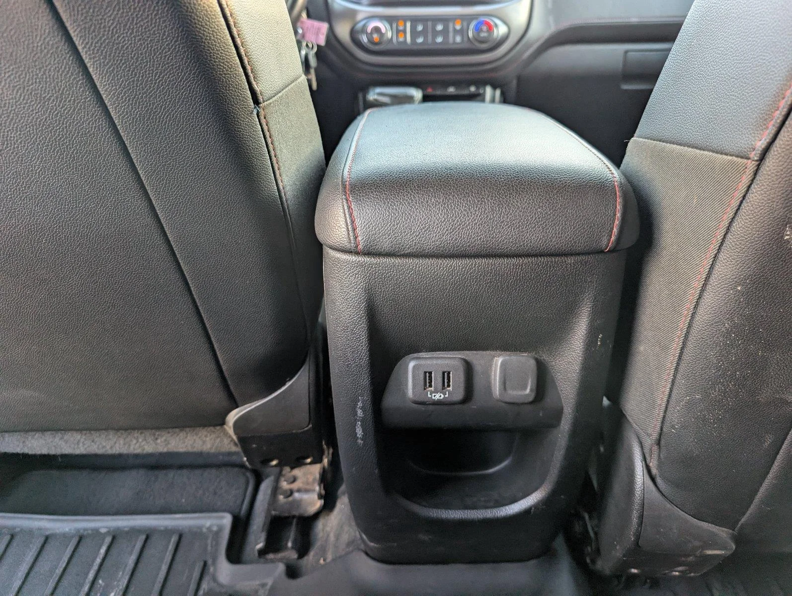 Used 2020 Satin Steel Metallic GMC 4WD All Terrain w/Cloth image 34