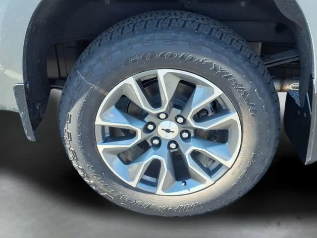New 2026 Sterling Gray Metallic Chevrolet RST image 26
