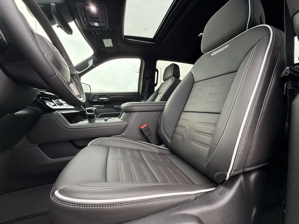 New 2026 Onyx Black GMC AT4X image 30