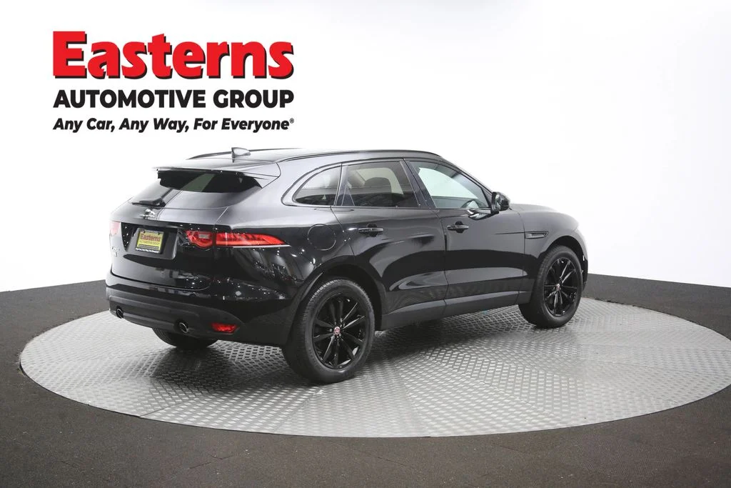 Used 2020 Black Jaguar 25t Prestige image 45