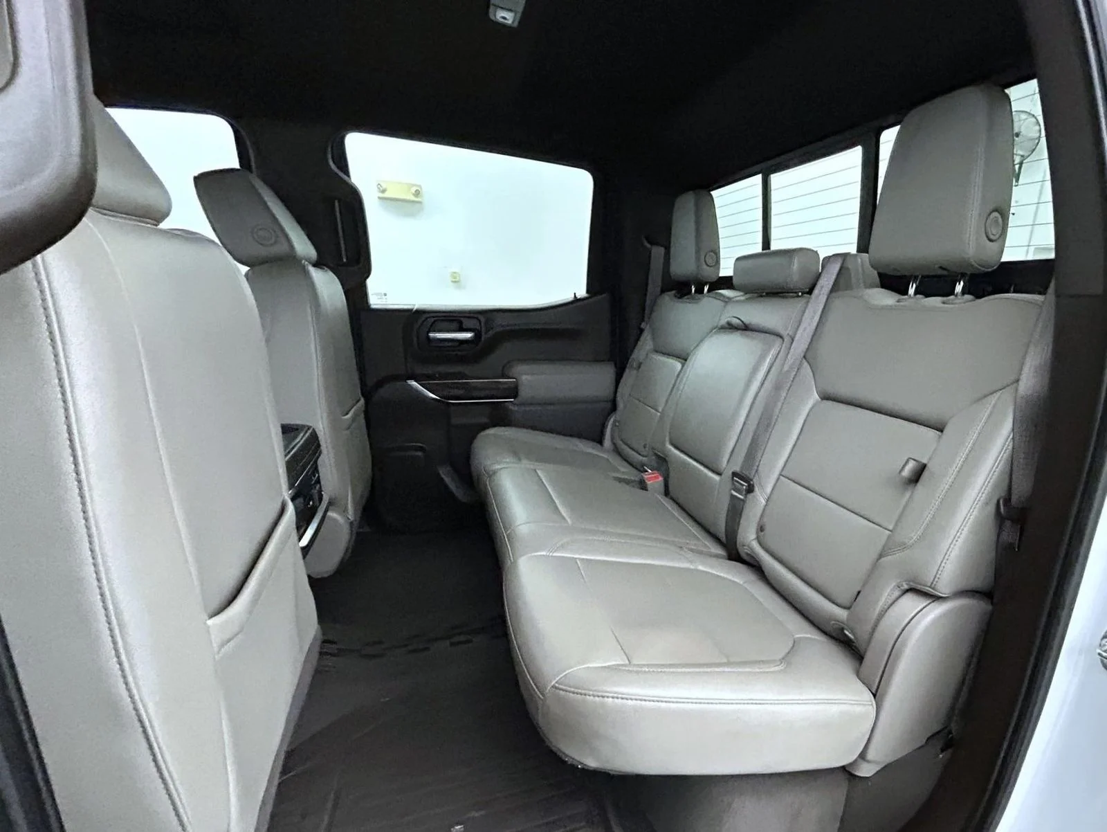 Used 2021 White GMC SLT image 19