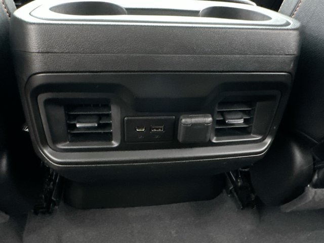 2022 Chevrolet Silverado 1500 Limited LT Trail Boss - Photo 19