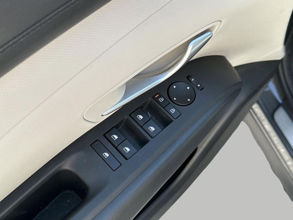 New 2026 Ecotronic Gray Hyundai SEL FWD image 15