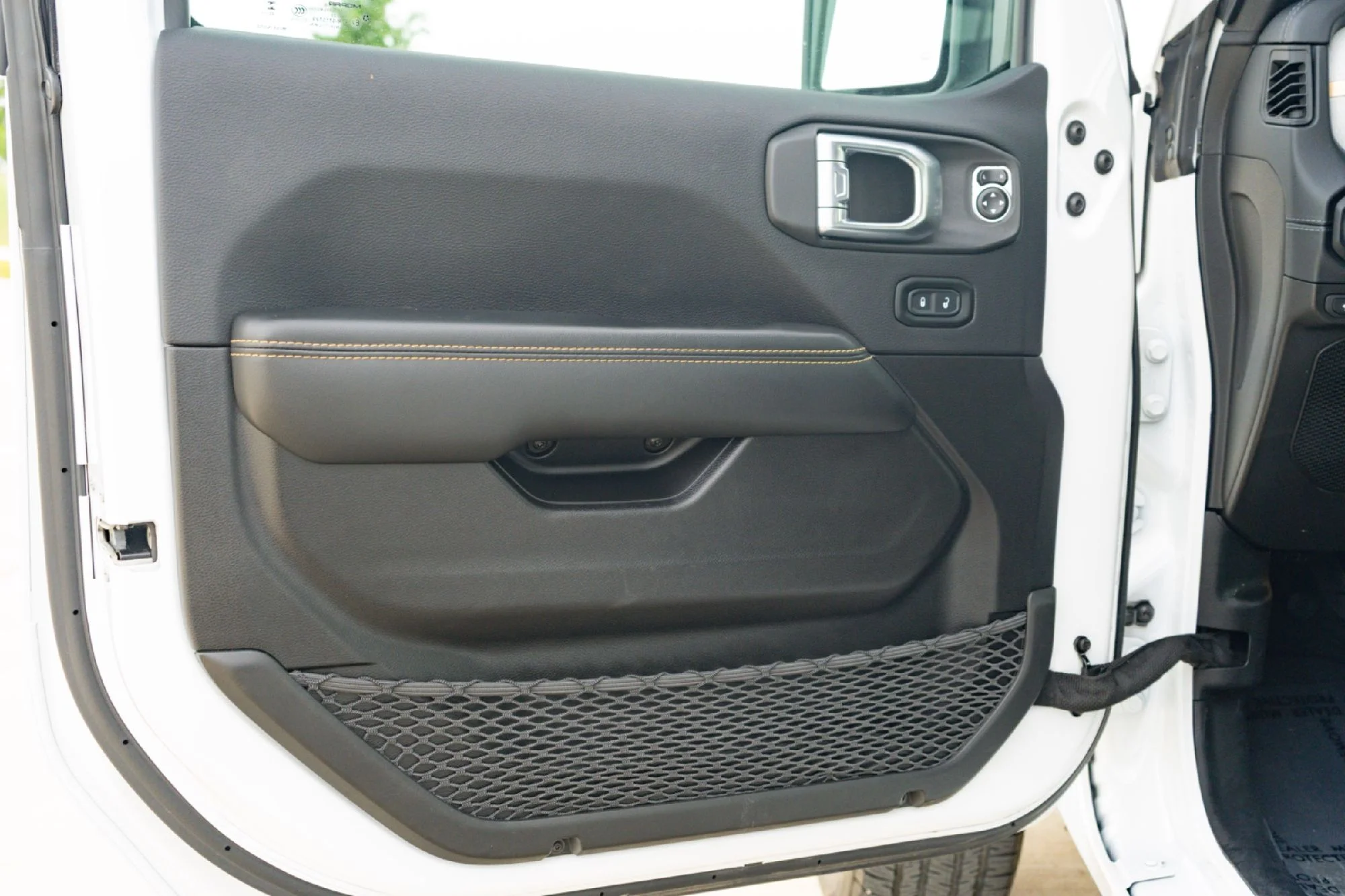 2024 Jeep Wrangler 4xe Sahara 4XE - Photo 21
