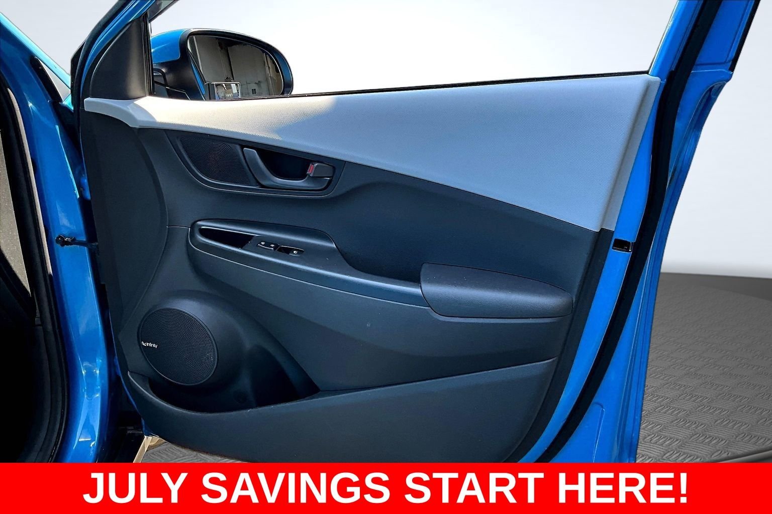 Used 2020 Blue Hyundai SEL Plus image 31