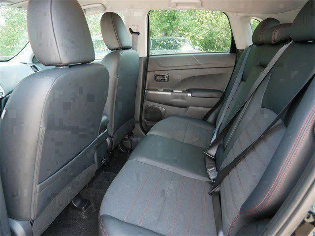2025 Mitsubishi Outlander Sport SE - Photo 5