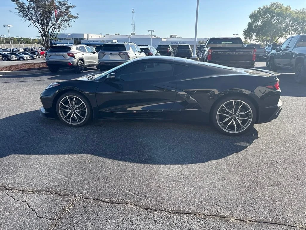 Used 2026 Black Chevrolet 2LT image 7