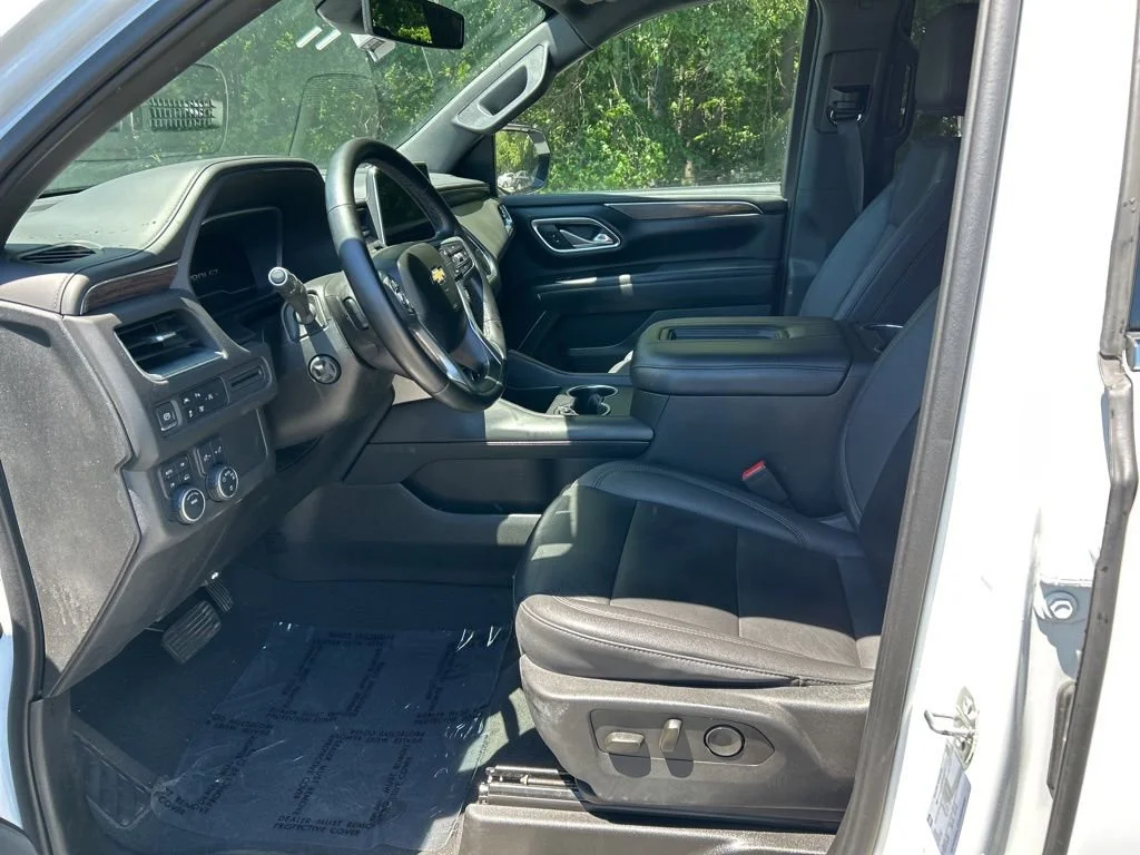 Used 2023 Summit White Chevrolet LT image 21
