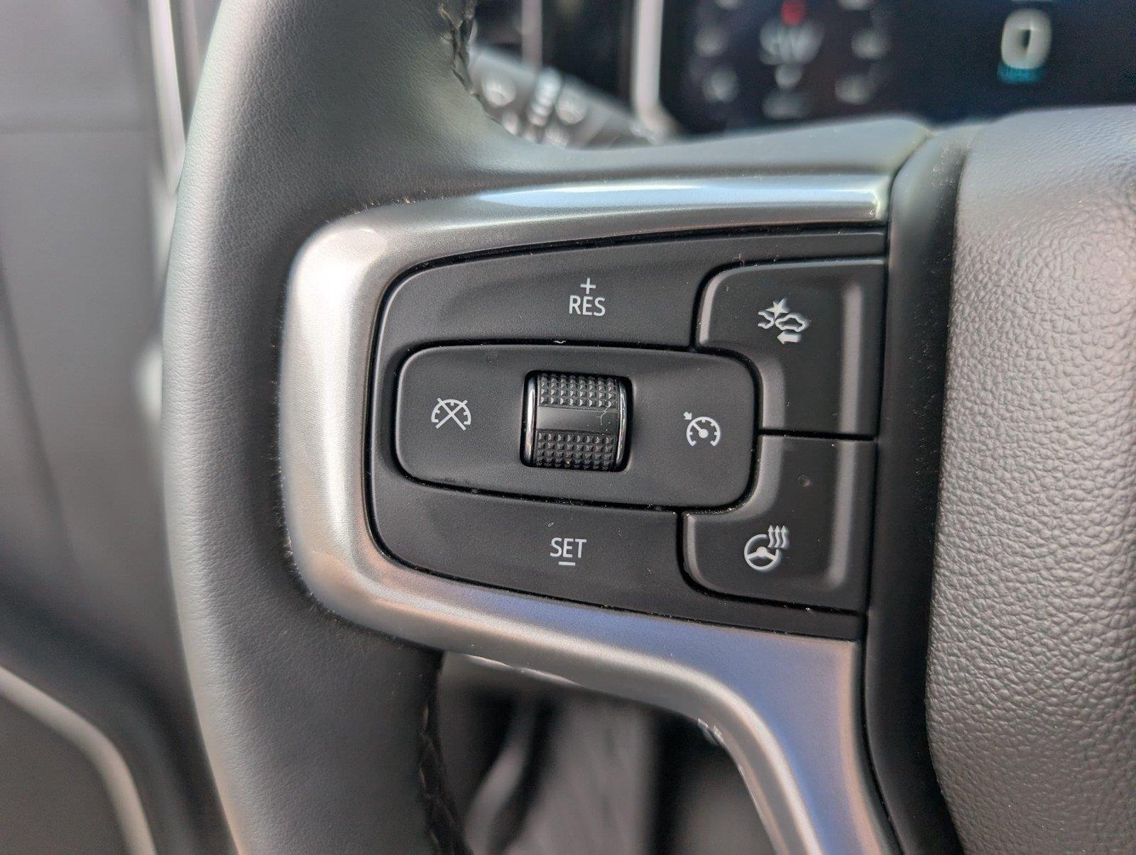 Used 2026 Summit White Chevrolet LT image 24