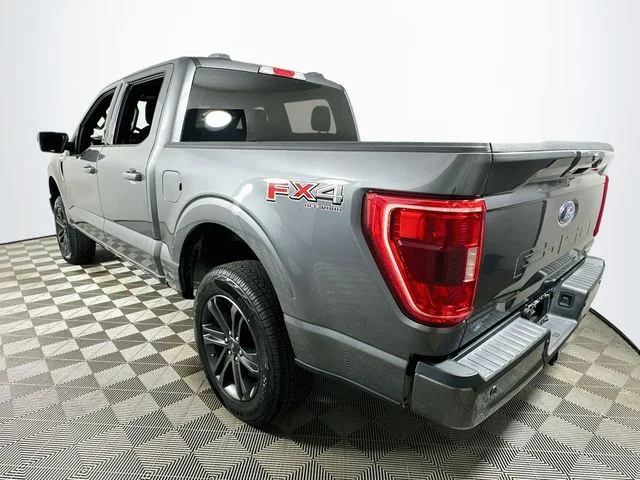 Pre-Owned 2022 Ford F-150 XLT