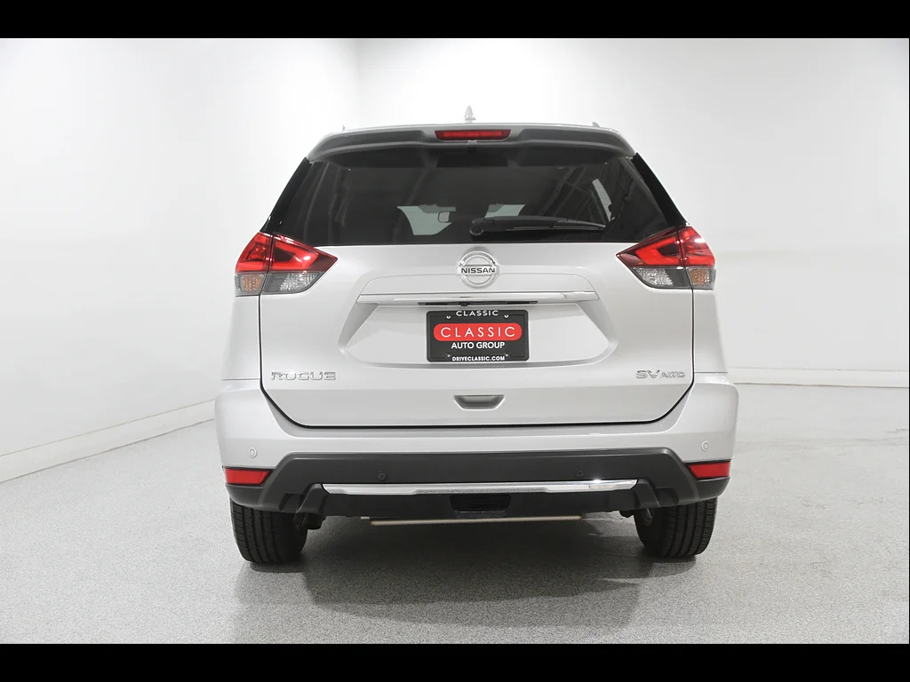 Used 2019 Brilliant Silver Metallic Nissan SV image 20