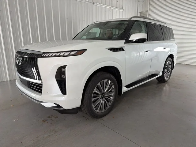 2026 INFINITI QX80 LUXE