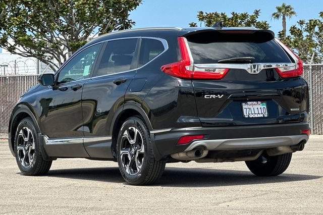 Used 2017 Crystal Black Pearl Honda Touring image 6