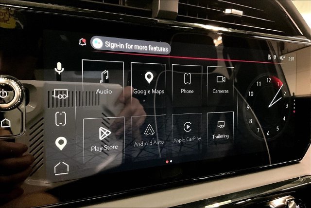 Used 2026 Onyx Black GMC AT4X image 37