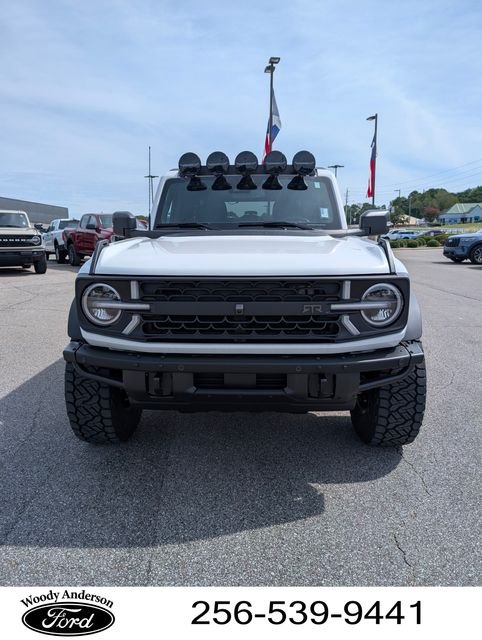 New 2025 Oxford White Ford Badlands RTR image 2