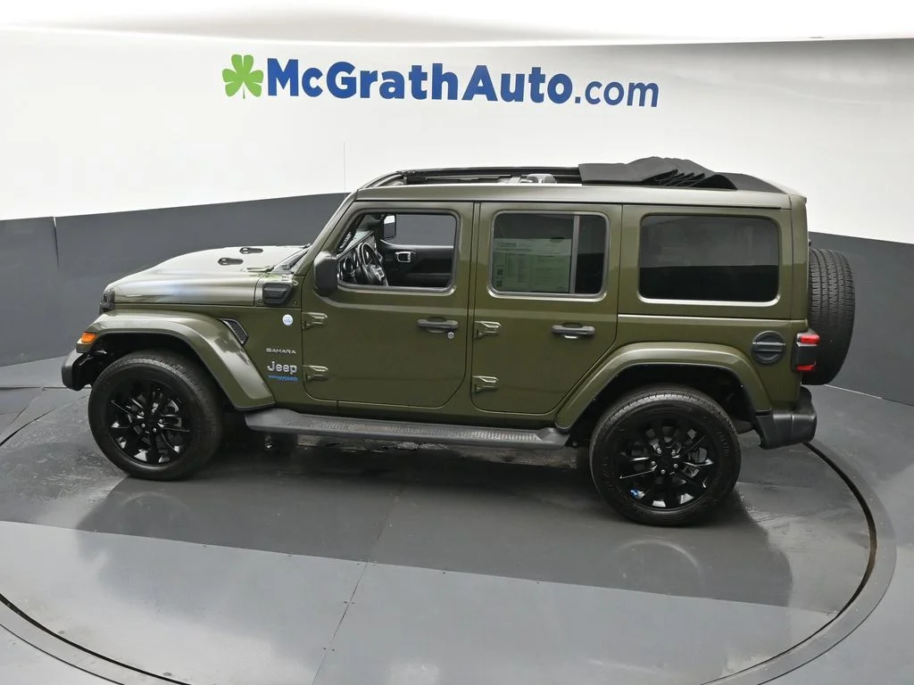 Used 2022 Green Jeep Unlimited Sahara 4xe image 26