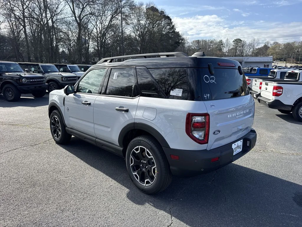 New 2026 White Ford Outer Banks image 5