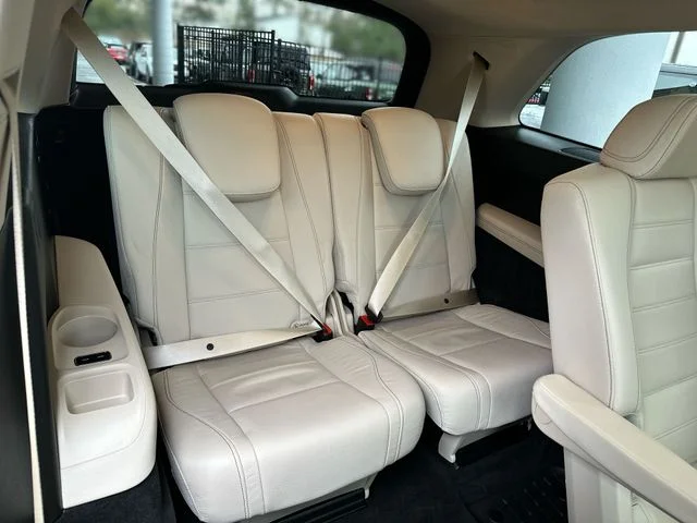 Used 2023 Silver Mercedes-Benz GLS 450 image 26