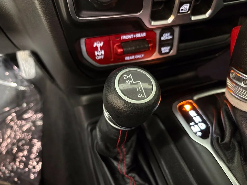 Used 2023 Gray Jeep Rubicon image 28
