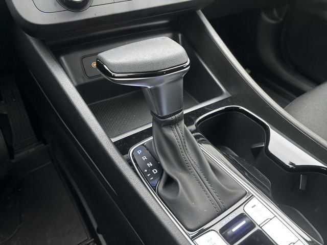 New 2026 Phantom Black Hyundai SE image 28