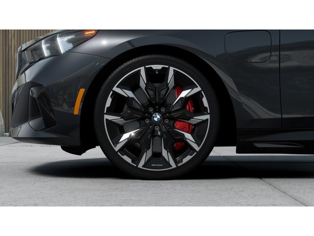 New 2027 Dark Graphite Metallic BMW 550e image 7