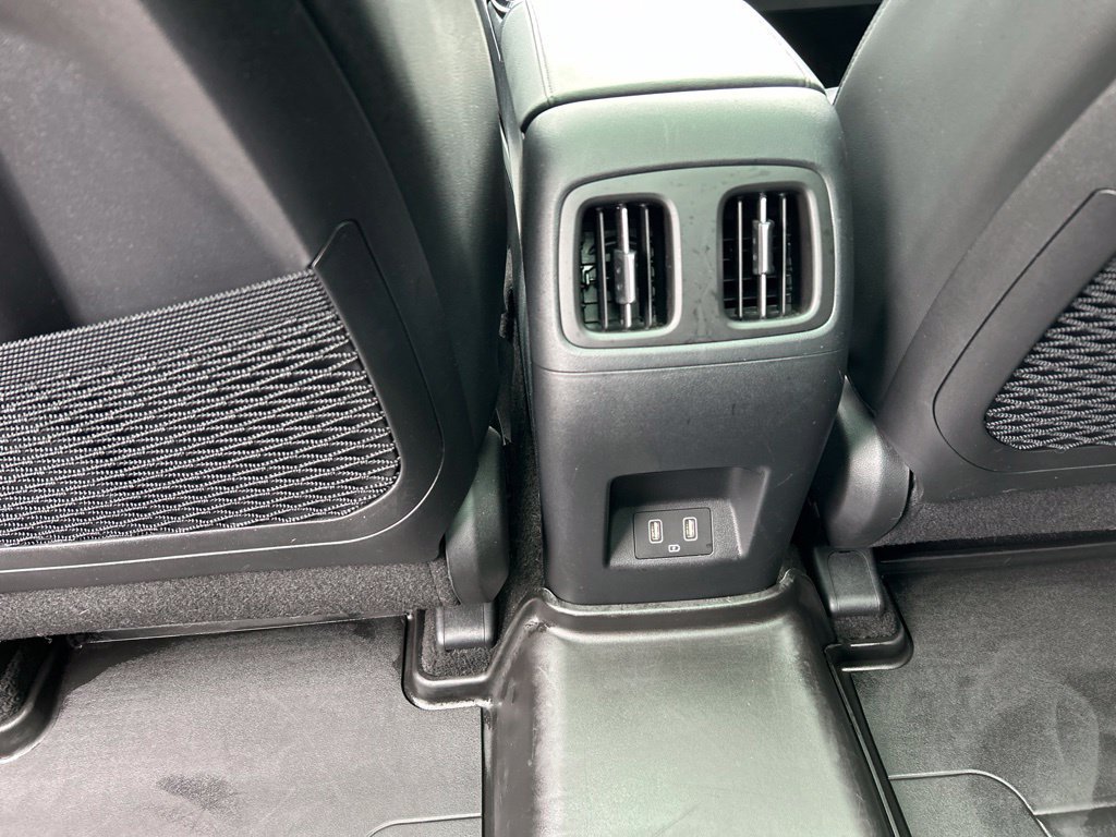 Used 2022 Silver Hyundai Limited image 31