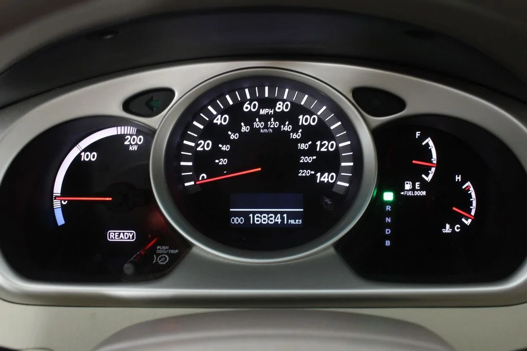 Used 2007 White Toyota V6 image 26