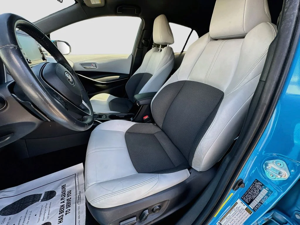 Used 2019 Blue Toyota XSE image 23