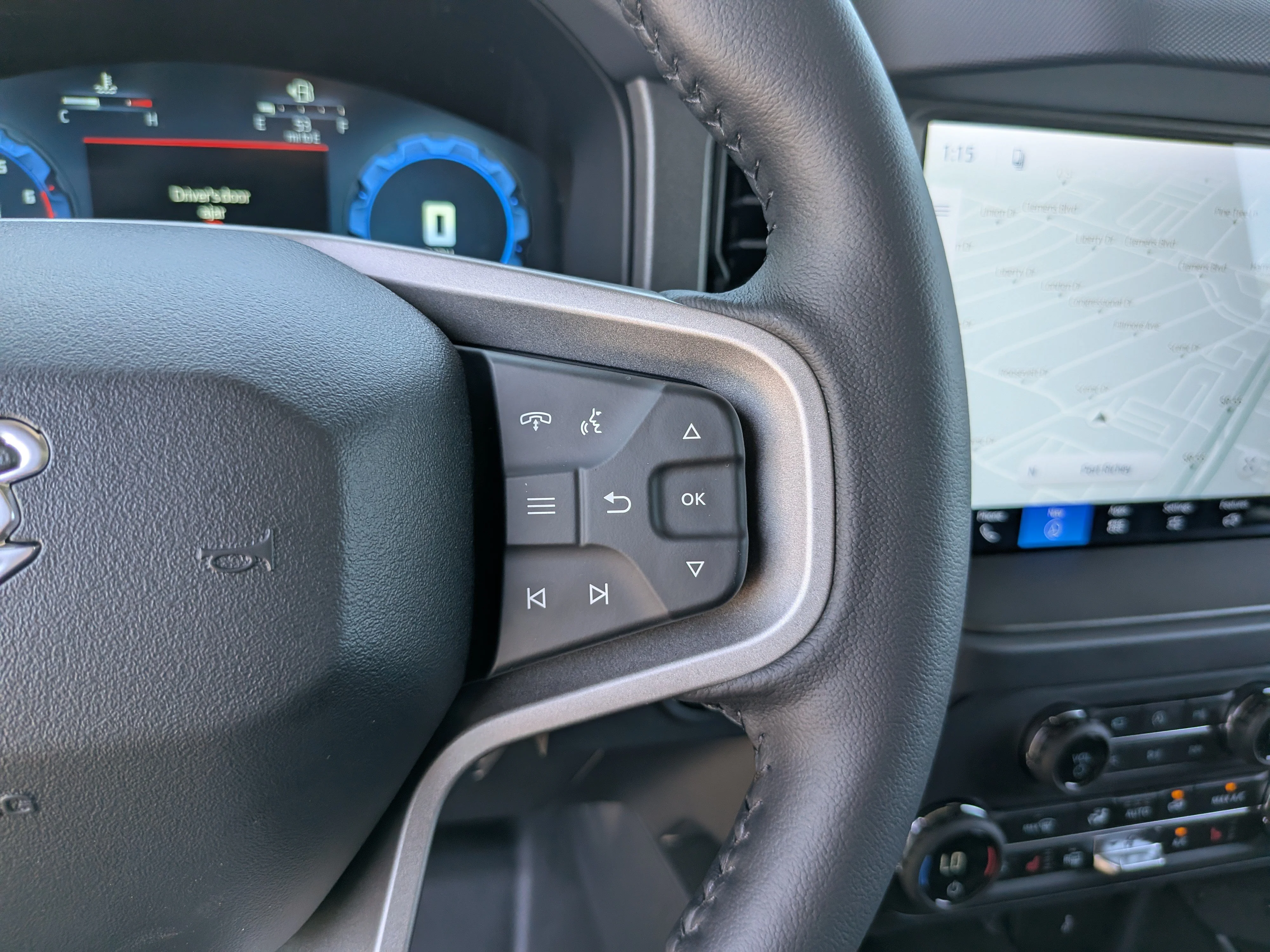 New 2026 Avalanche Gray Ford Badlands® image 31