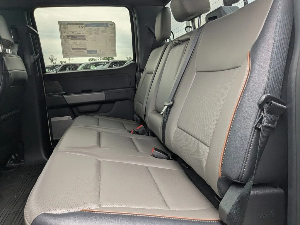 New 2025 Star White Metallic Tri-Coat Ford Lariat image 15
