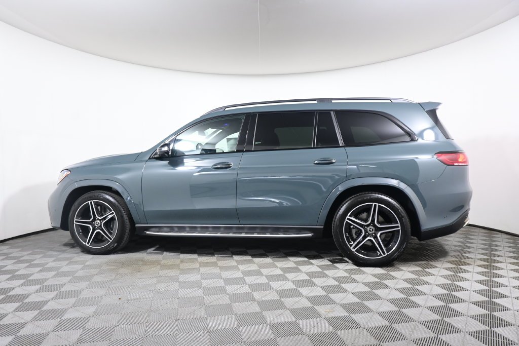 New 2027 Dark Petrol Mercedes-Benz GLS 450 image 2