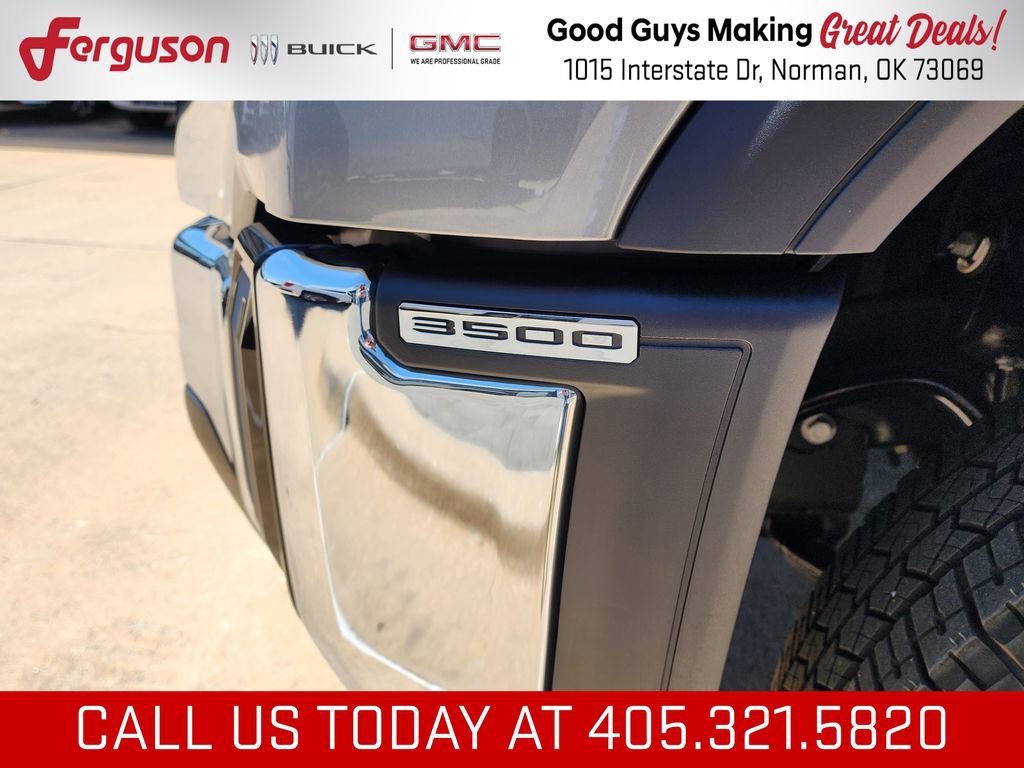 2026 GMC Sierra 3500HD Pro - Photo 11