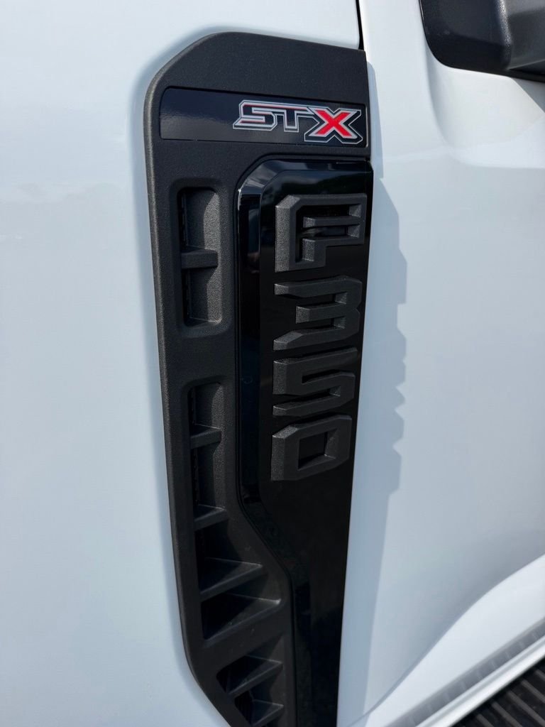 New 2026 Oxford White Ford F-350® XL image 22