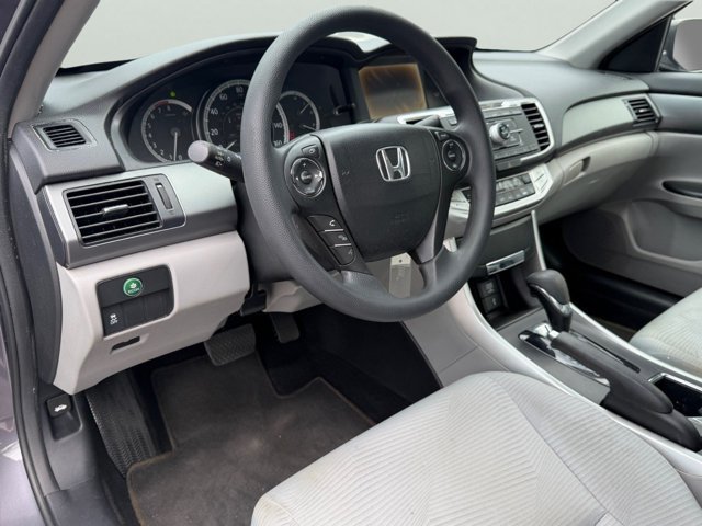 Used 2015  Honda LX image 15
