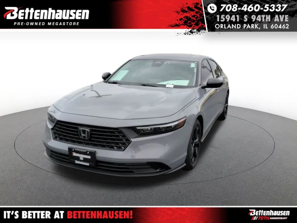 Used 2025 Gray Honda SE image 15