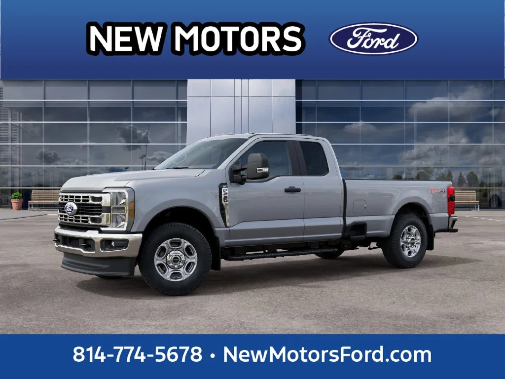 New 2027 Silver Ford XLT image 1