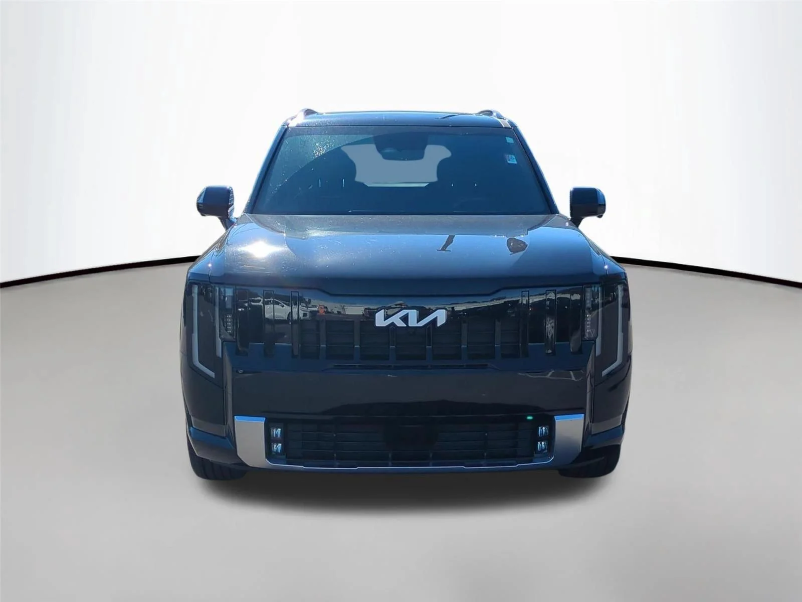 Used 2027 EBONY BLACK KIA  image 8