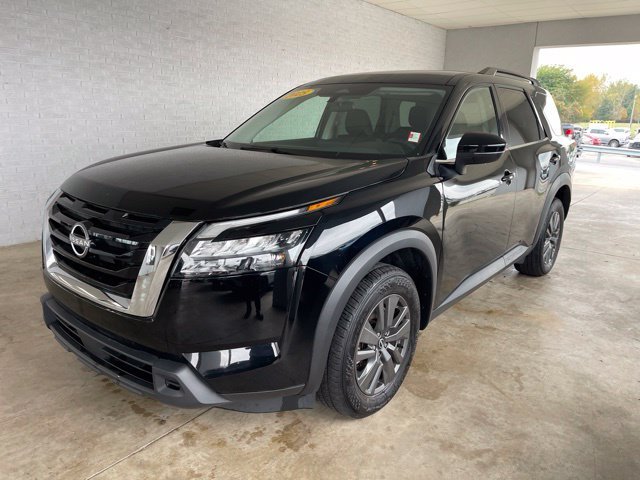 Used 2025 Black Nissan SV image 2