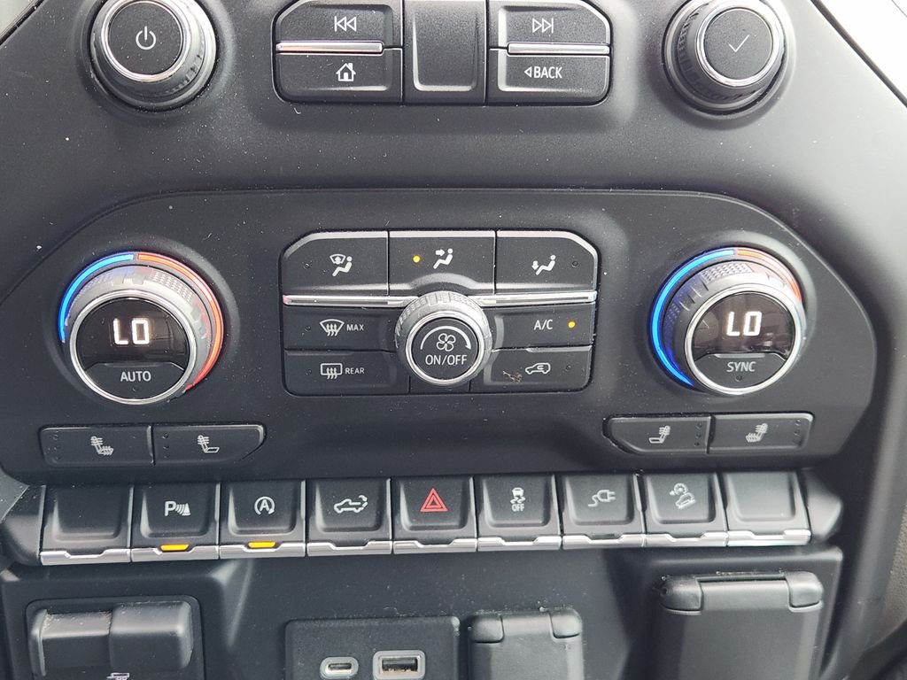 Used 2019 Shadow Gray Metallic Chevrolet RST image 19