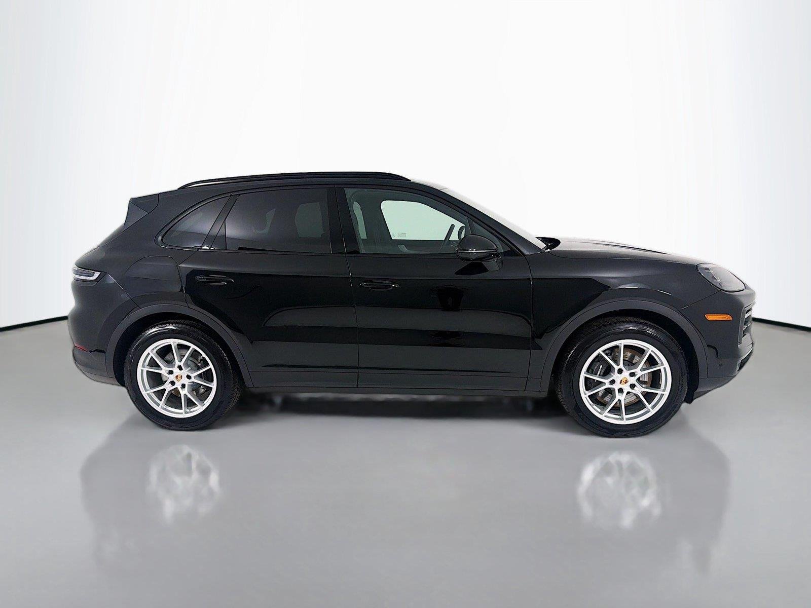 Used 2025 Chromite Black Metallic Porsche  image 27