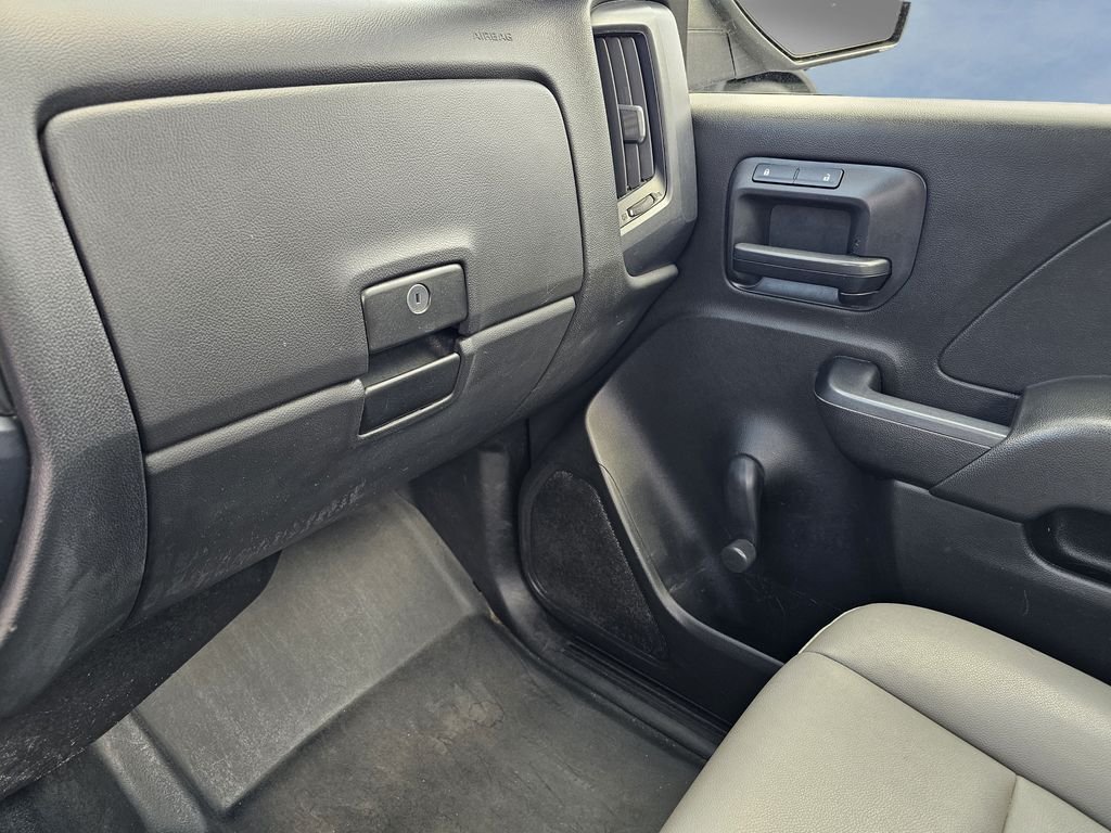 Used 2015 White Chevrolet WT image 22