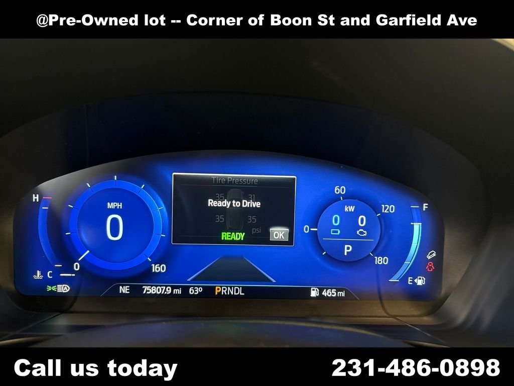 Used 2020 Blue Ford SE Sport image 21